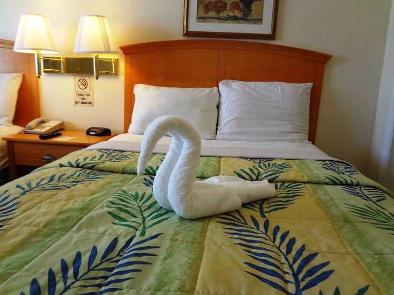 Roomba Inn & Suites - Παραλία Ντειτόνα Εξωτερικό φωτογραφία